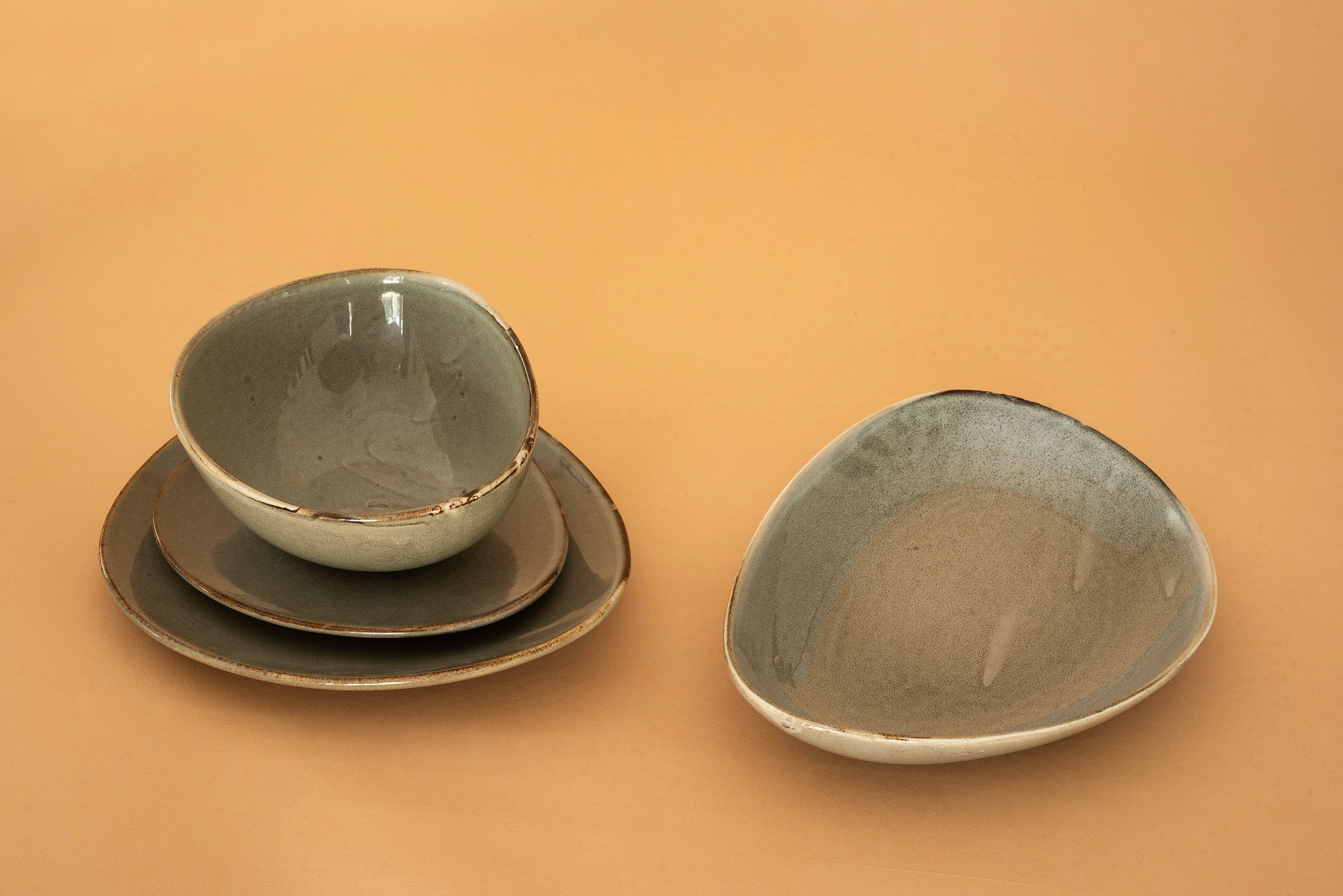 Cinder Serving Plate